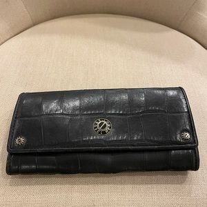 Henri Bendel- black croc wallet with duster